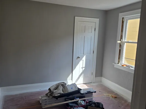 7429 31st Ave, Kenosha, WI 53142