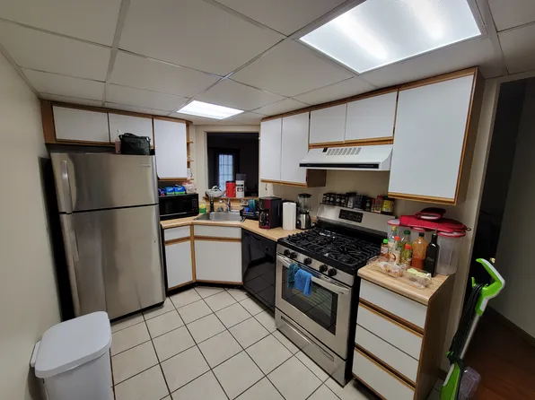 4280 Central Rd, Glenview, IL