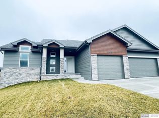 12025 Daniell Rd, Bellevue, NE 68123