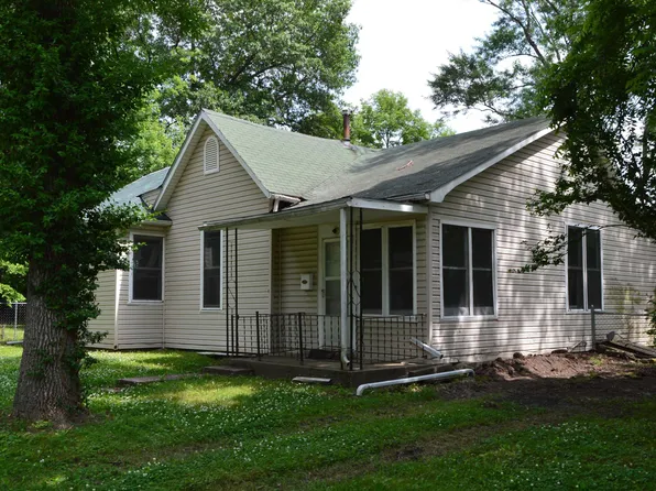 1901 S Osage Ave, Sedalia, MO 65301