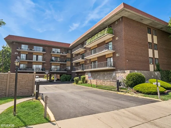 9540 S Mayfield Ave #103S, Oak Lawn, IL 60453