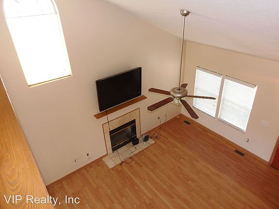 3rd image of 5531 Glenchester Dr