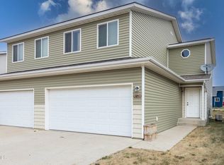 120 7th St SW, Tioga, ND 58852