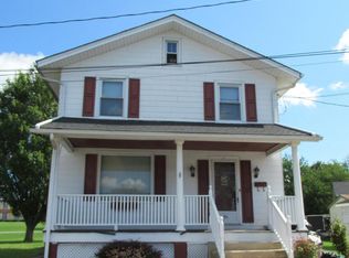 91 Park Ave, Littlestown, PA 17340