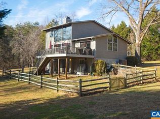205 Peacock Dr, Charlottesville, VA 22903