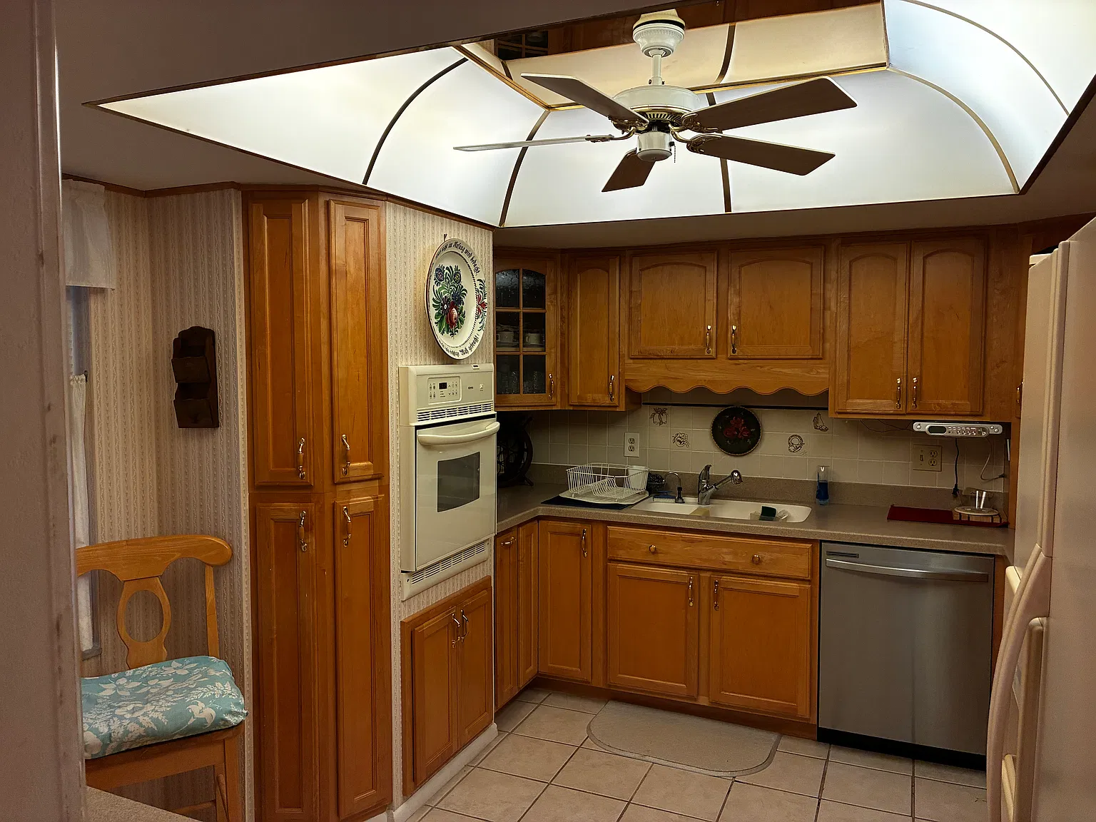 2 bed, 1700 sqft, $2,450 — Photo 3