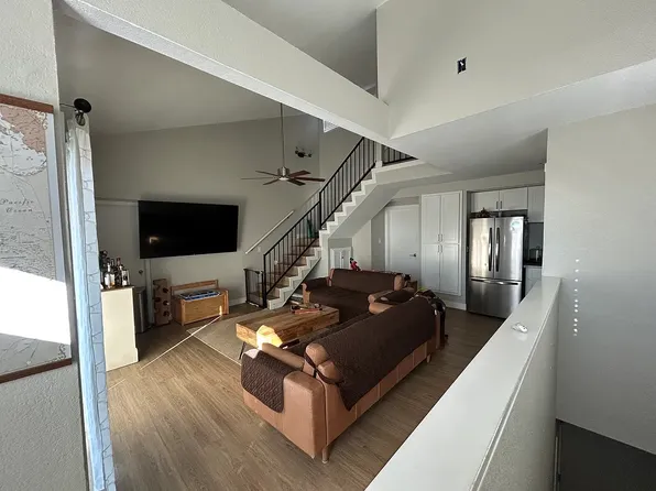 2905 E Vista St #B, Long Beach, CA 90803