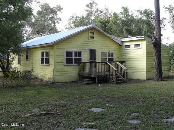 3rd image of 2435 NE 12th Ct