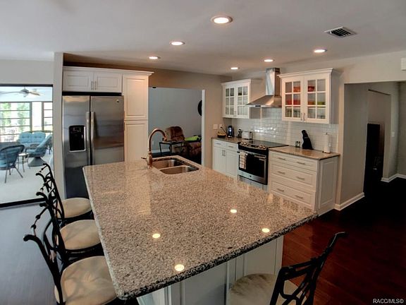 5th image of 14 Viburnum Ct