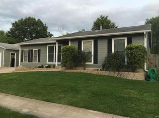 1370 Manuka Dr, O'Fallon, MO