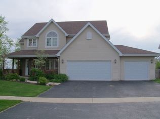 1536 Fox Hound Trl, Beecher, IL 60401