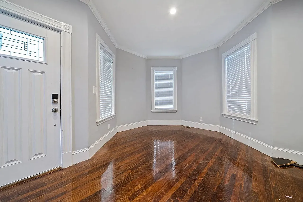 4 bed, 2265 sqft, $1,500 — Photo 3