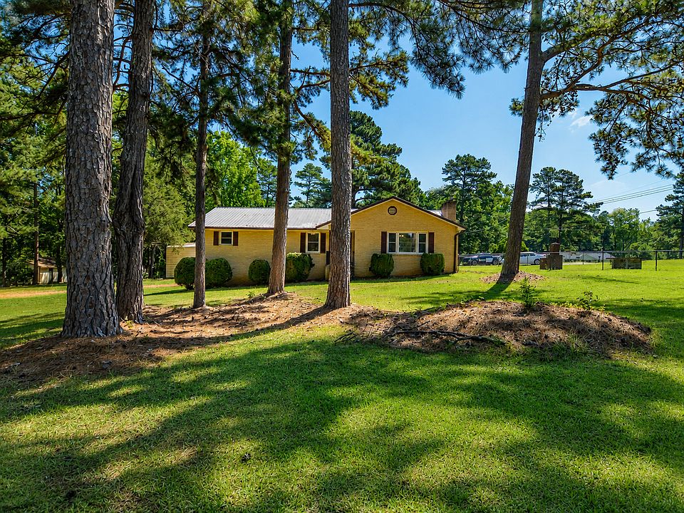 1st image of 4075 Linda Dr