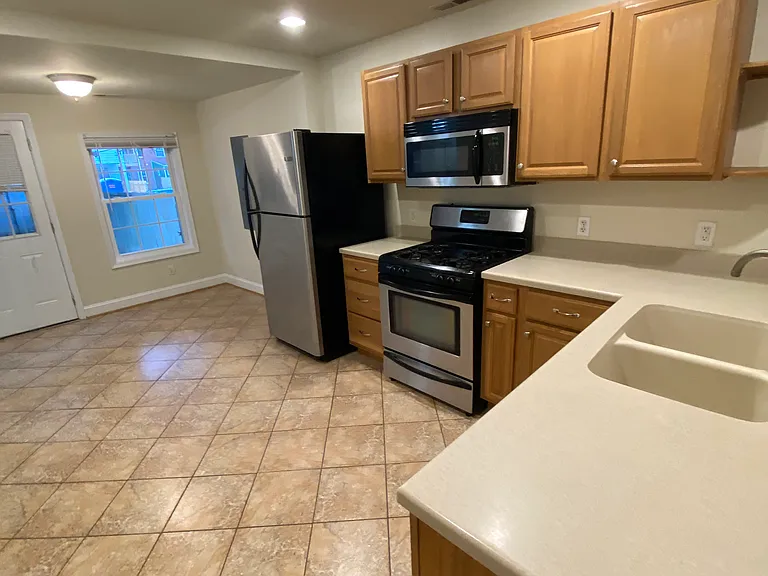 3115 Parkwood Ave — Photo 11