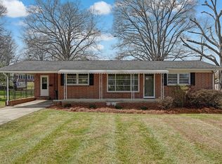 125 Dillard Ct, Eden, NC 27288