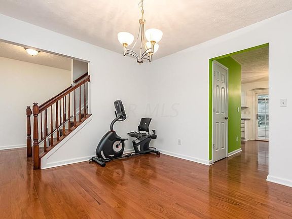 4th image of 8666 Lazelle Village Dr