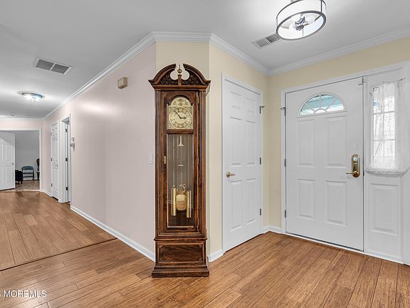 3rd image of 17 Rosewood Drive