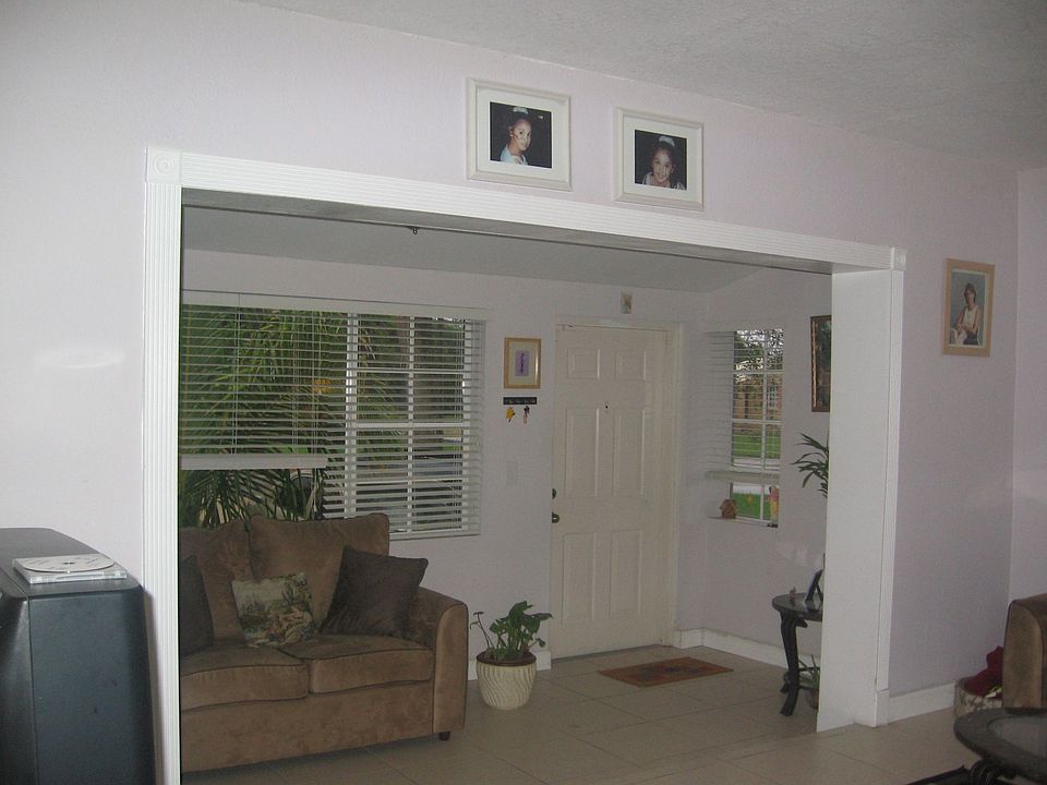 1st image of 297 Lenape Dr