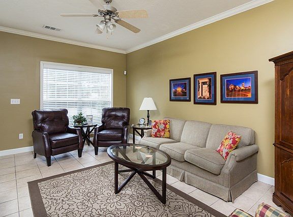 5th image of 2109 Harris Dr Unit 5