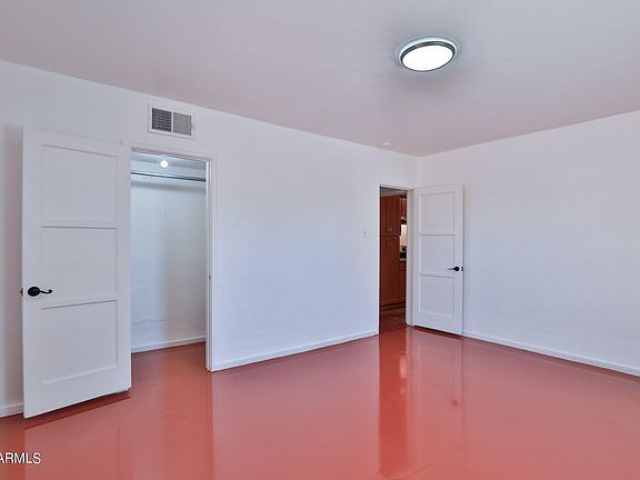 5th image of 3008 N 17TH Avenue