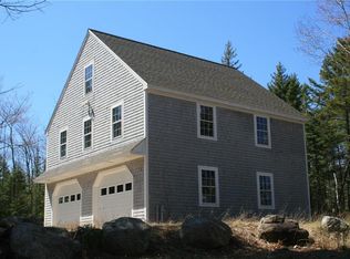 646 E Ellsworth Rd, Blue Hill, ME 04614