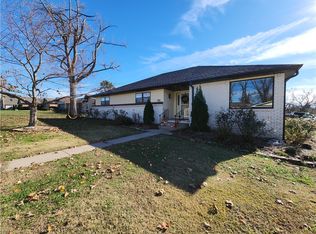 2747 W White Oak Dr, Rogers, AR 72758