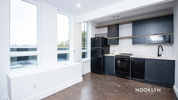 Rented by Nooklyn NYC LLC | media 40