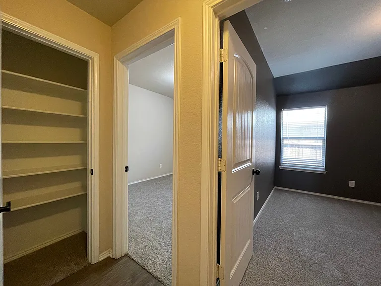 2120 Blakely Ct — Photo 28