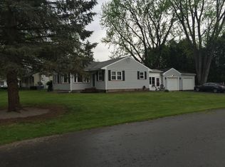 1005 Oatman Dr, Canastota, NY 13032