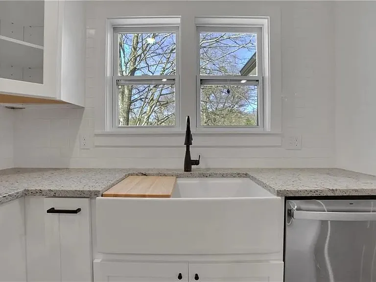 1770 Crestridge Dr SE — Photo 6