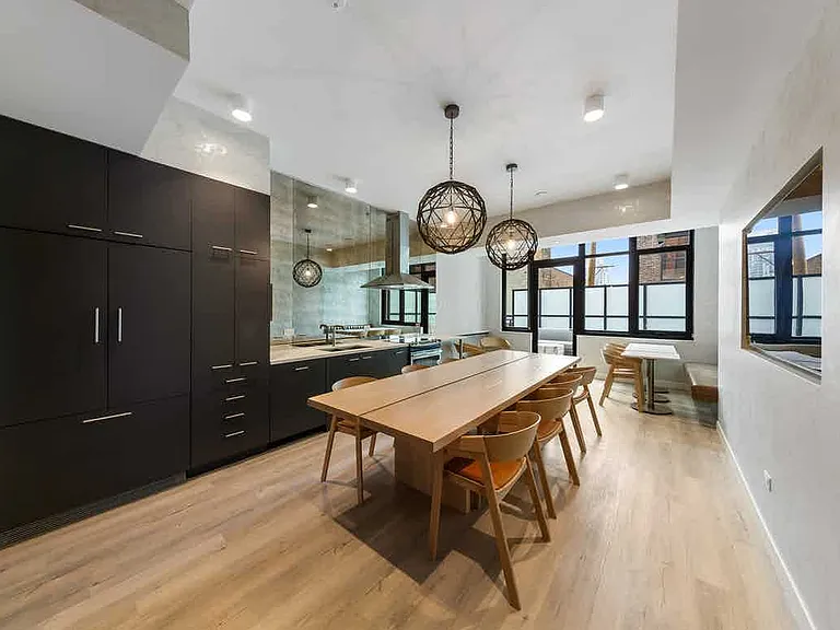 808 N Wells St #1/1 — Photo 13