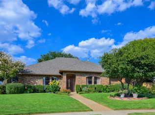 1517 Bellflower Dr, Carrollton, TX 75007