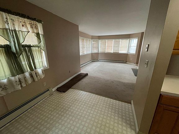 3rd image of 28 Main St APT 1