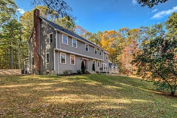 1st image of 25 Knollwood Dr