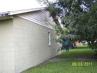 2nd image of 608 E Bay Cv