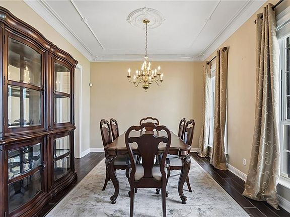 5th image of 3412 Wedgwood Dr