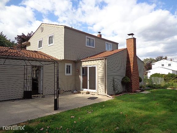 5th image of 38630 Trafalgar Way