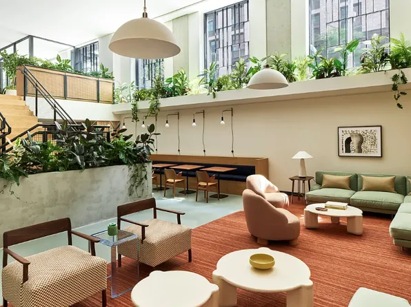 445 Gerard Avenue image 5 of 19