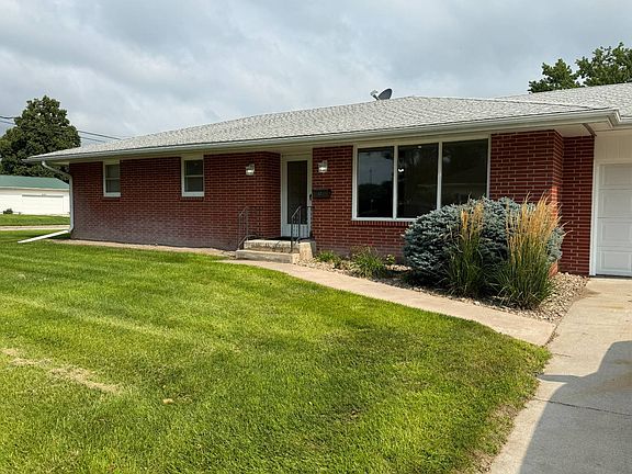 2nd image of 2118 G St