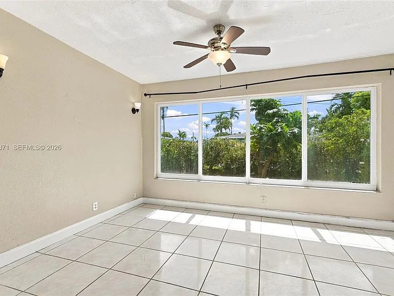 2220 De Soto Dr — Photo 14