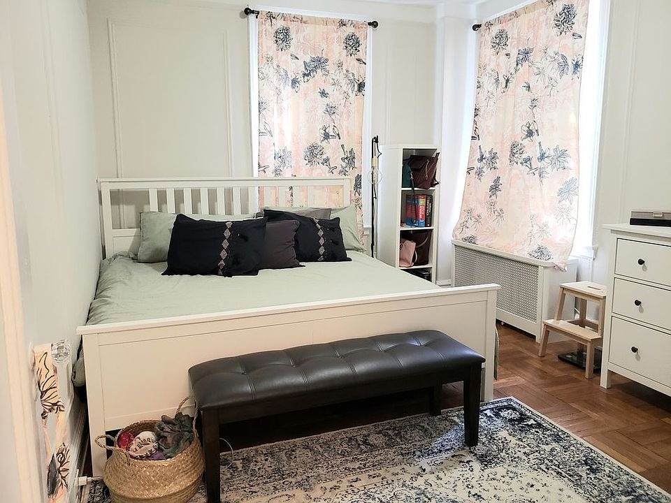 2nd image of 698 W End Ave APT 13F