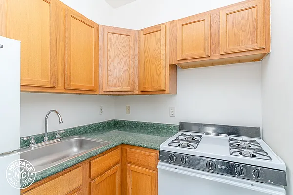 Rented by MySpaceNYC | media 2
