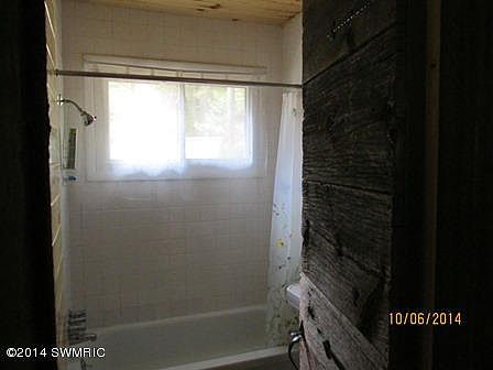 5th image of 18686 Lawrence Dr