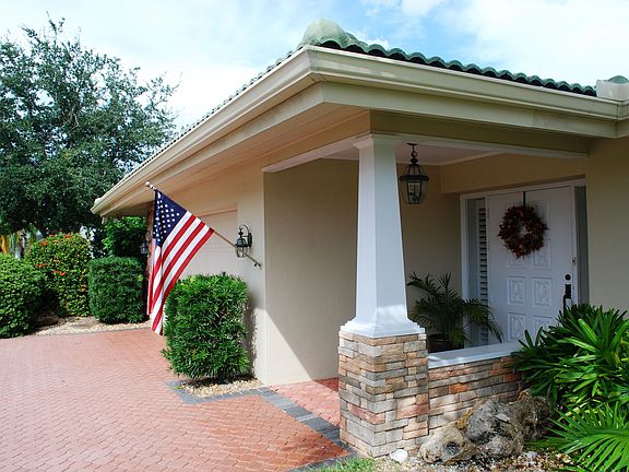 4th image of 6623 Joanna Cir