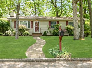 33 Newman Dr, Toms River, NJ 08755