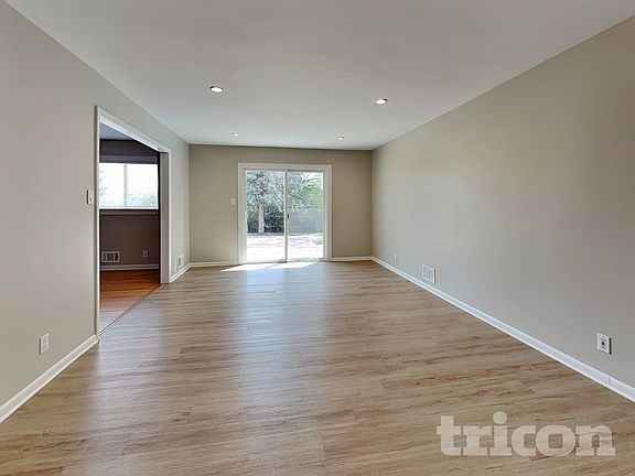 3rd image of 536 Niver Ave