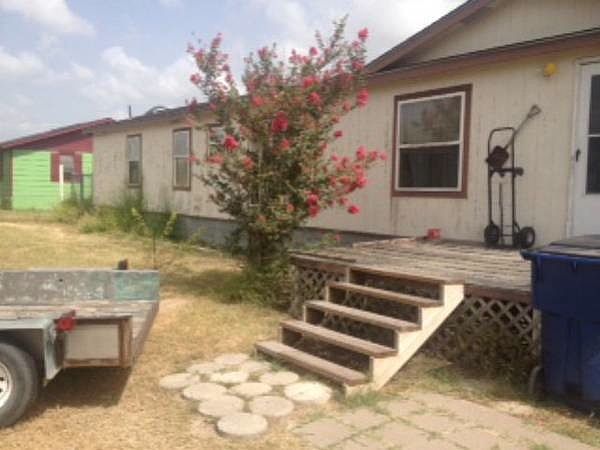 1st image of 15823 N Gaston Cir