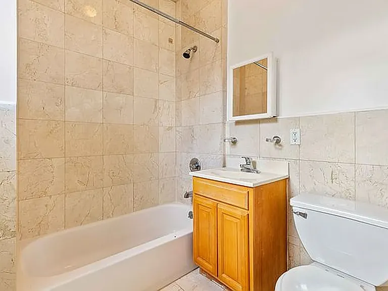 145 E 35th St #3ME — Photo 6