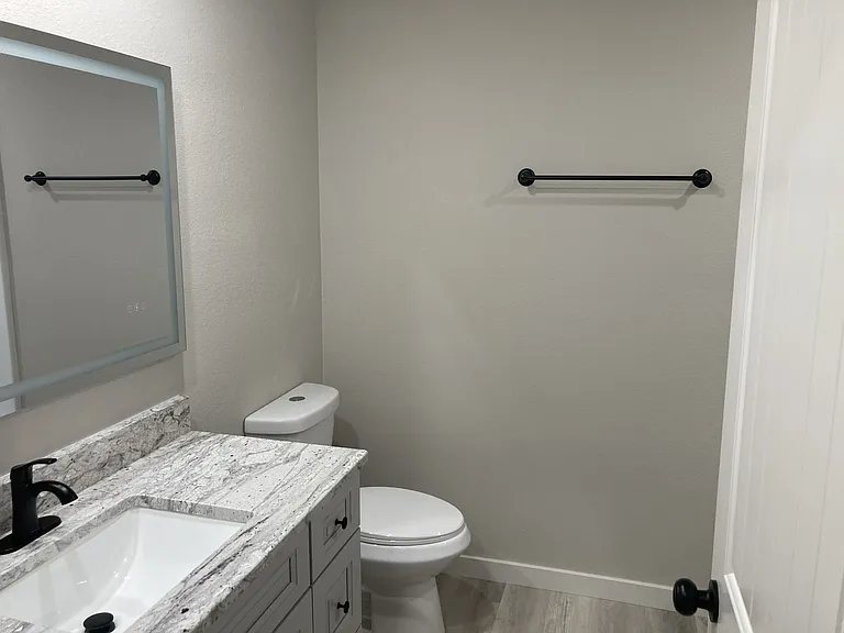 10423 Preston Ct — Photo 17