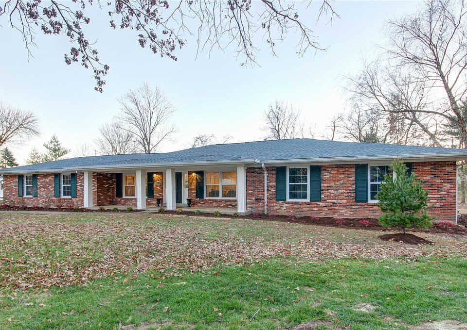 1st image of 8898 Woodpark Dr